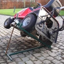 Krik Voor Zitmaaier - Groen -Tuinartikelen Winkel krik voor zitmaaier groen 1576696075 1 600