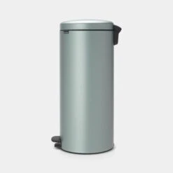 Pedaalemmer NewIcon BRABANTIA - 30 Liter Muntgroen -Tuinartikelen Winkel pedaalemmer newicon 30 liter muntgroen 1608011298 2 600